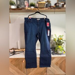 NWT Levi's Dark Indigo Mid-Rise Bootcut Jeans 28L